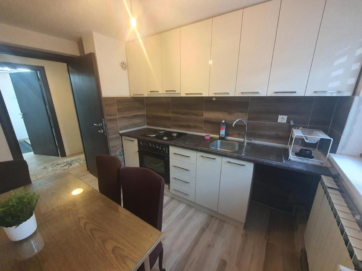 Iris Apartments Bitola Exterior photo